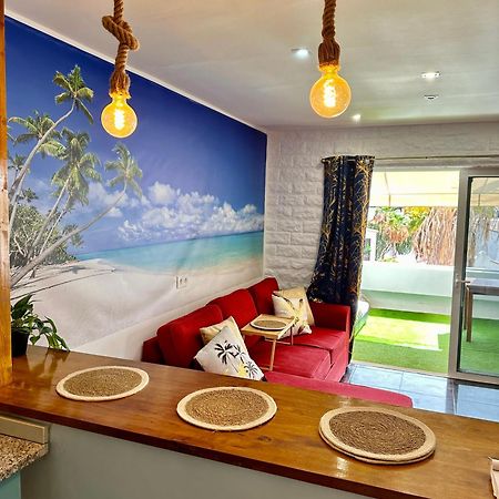 Tenerife Holidays Адехе Екстериор снимка