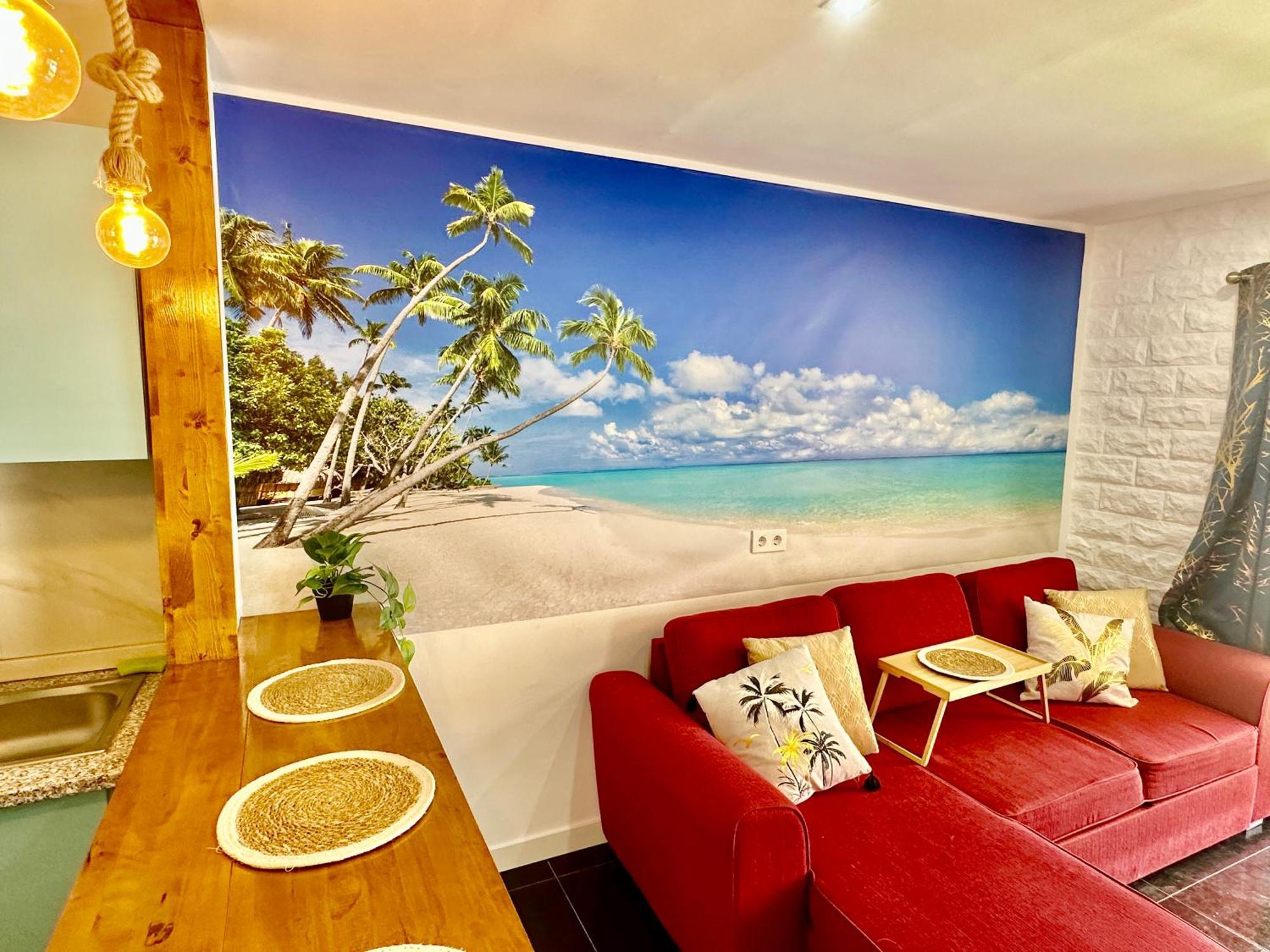 Tenerife Holidays Адехе Екстериор снимка